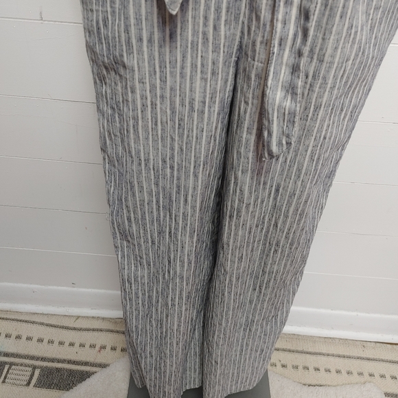 AEO striped wide leg belted jumpsuit size 0 - Picture 6 of 15